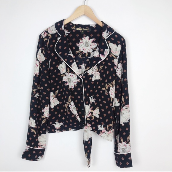Gypsies & Moondust Tops - Gypsies & Moondust Button Up Crop Tie Front Top